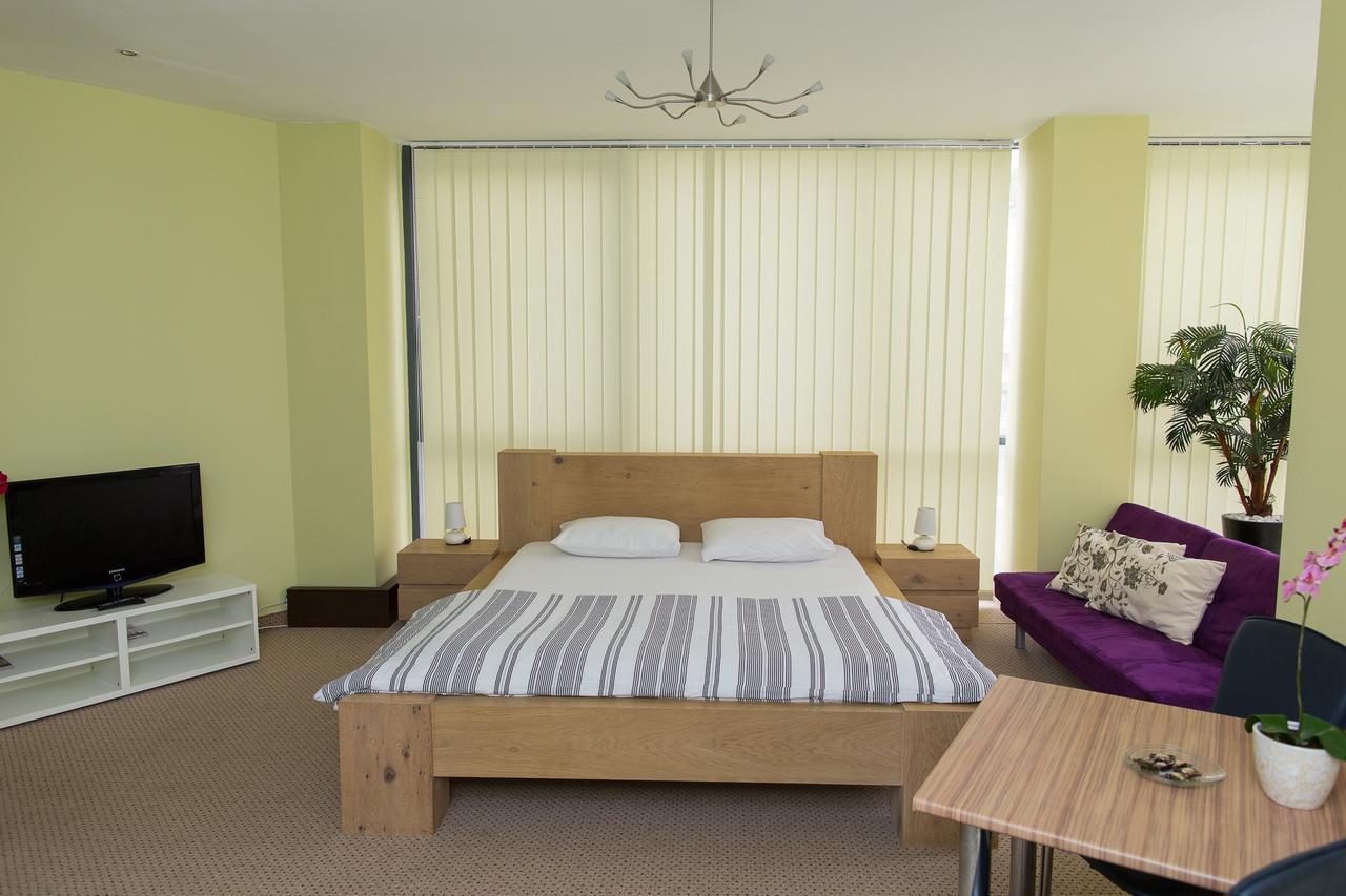 Panorama Rooms アルバ・ユリア エクステリア 写真
